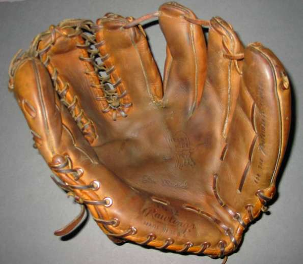 Stan Musial Rawlings TG12 Front Rawlings Baseball Glove Collector 